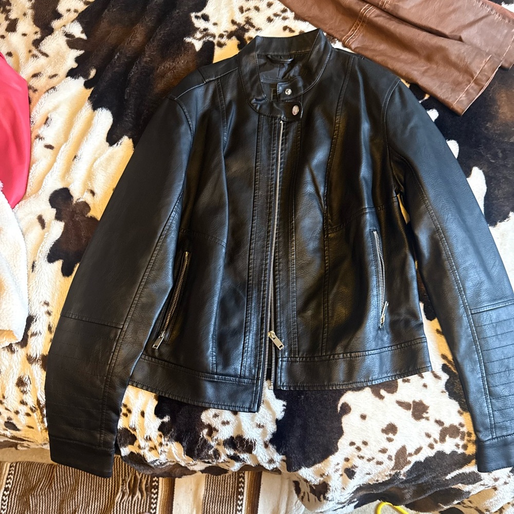 Bernardo Black Leather Outerwear